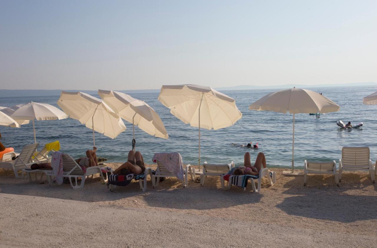 פודסטראנה Villa Nives Holiday Apartment Rentals מראה חיצוני תמונה