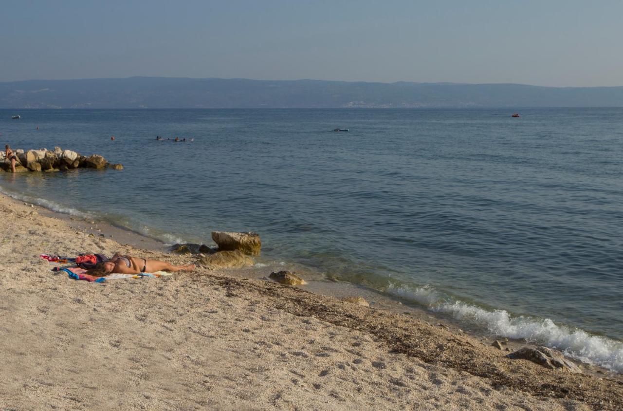 פודסטראנה Villa Nives Holiday Apartment Rentals מראה חיצוני תמונה
